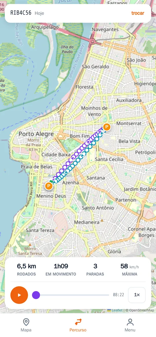 App do cliente: o caminho percorrido no dia marcado no mapa, com quilômetros rodados e paradas